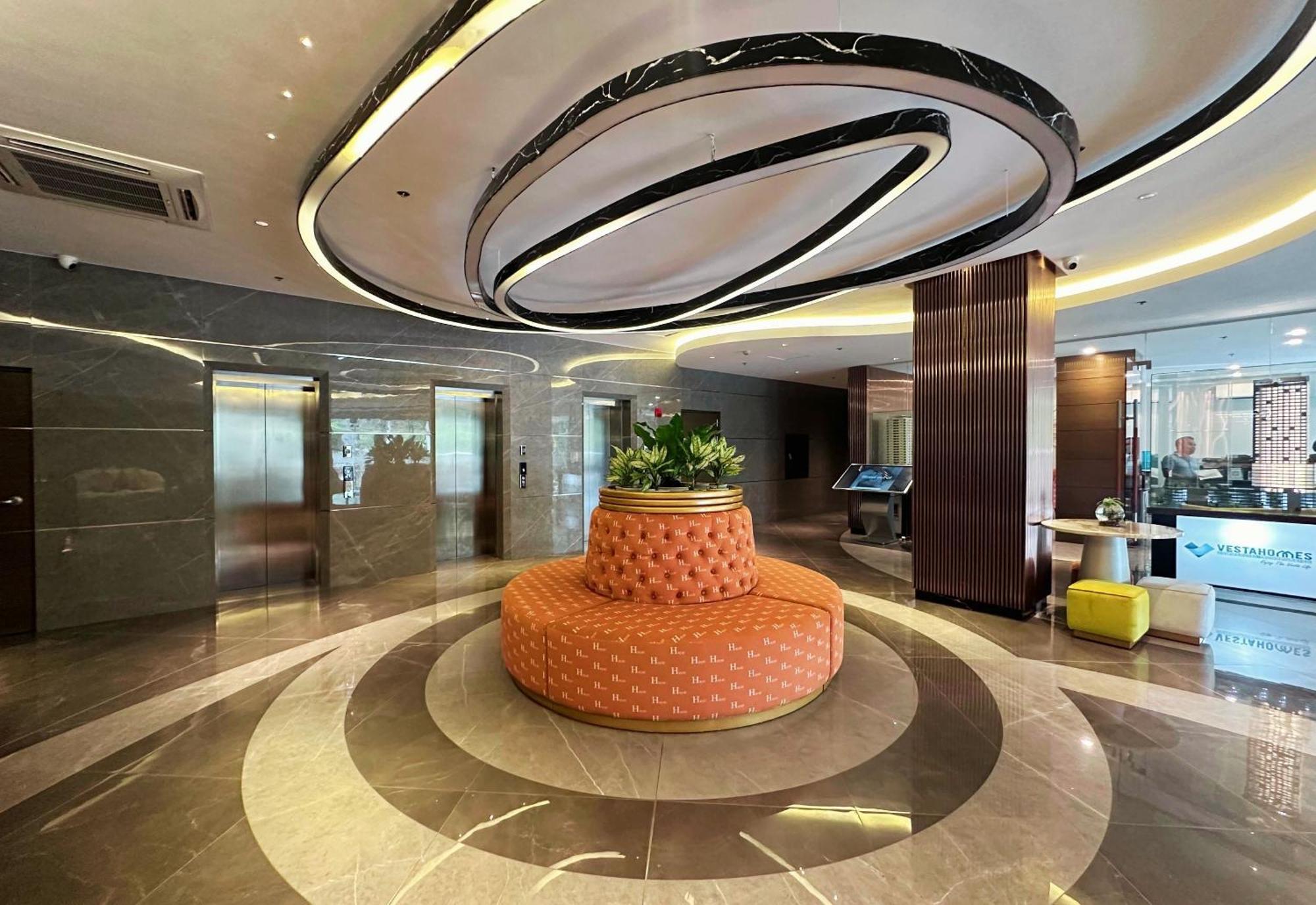 Hotel Hayat Sky Towers à Cebu Extérieur photo